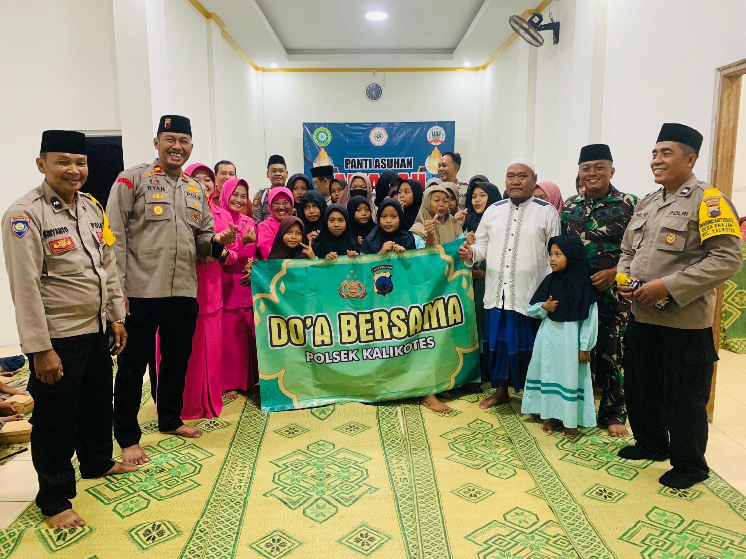 Polsek Kalikotes Gelar Doa Bersama dan Bhakti Sosial di Panti Asuhan Amanah